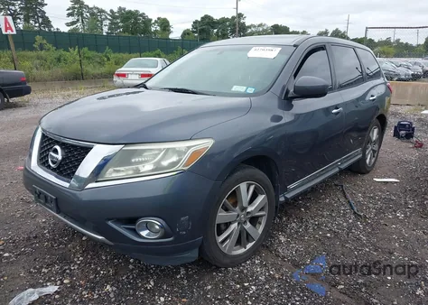 2013 Nissan Pathfinder Platinum из США, поврежденный, VIN 5N1AR2MM5DC677046